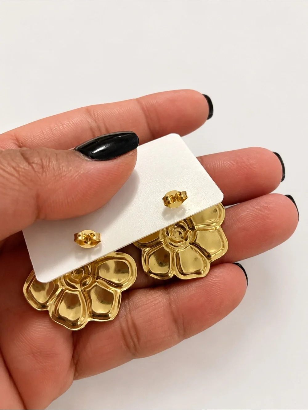 Stainless Steel Beige Flower Stud Earrings - Gold Trim